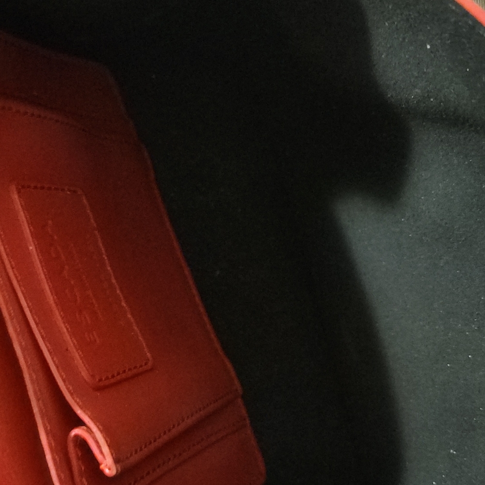 Escada Red cute sling bag Authentic with dust bag - Picture 16 of 16